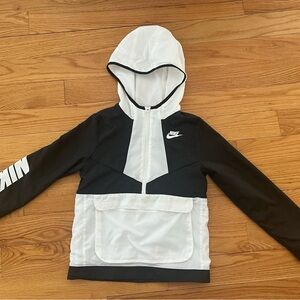 Nike Black and White Half Zip Windbreaker Youth Small